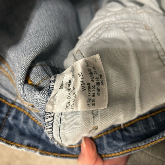 Levi’s Men’s 505 Regular Fit Straight Leg Jeans Size 34”x30” (2020) - Picture 12 of 12